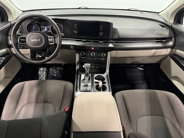 Used 2023 Kia Carnival LX FWD image 30