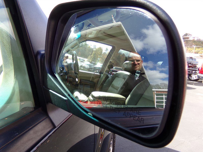 Used 2004 Ford Explorer Sport Trac XLT 4WD image 25