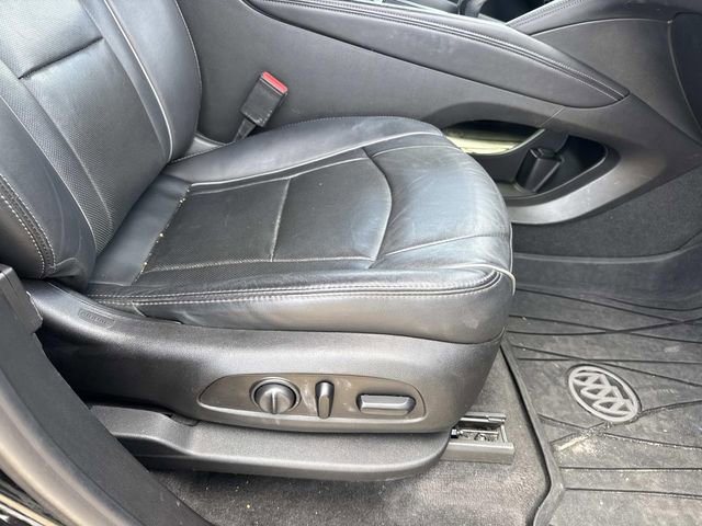 Used 2019 Buick Enclave Avenir w/ Avenir Technology Package image 16