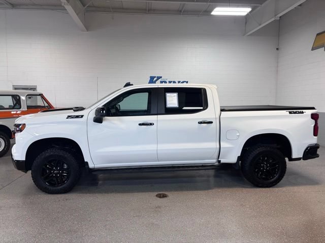 Certified 2024 Chevrolet Silverado 1500 LT Trail Boss w/ Dark Appearance Package AWD/4WD image 2