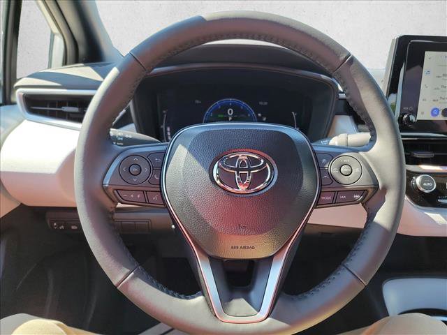 Used 2026 Toyota Corolla SE FWD image 18