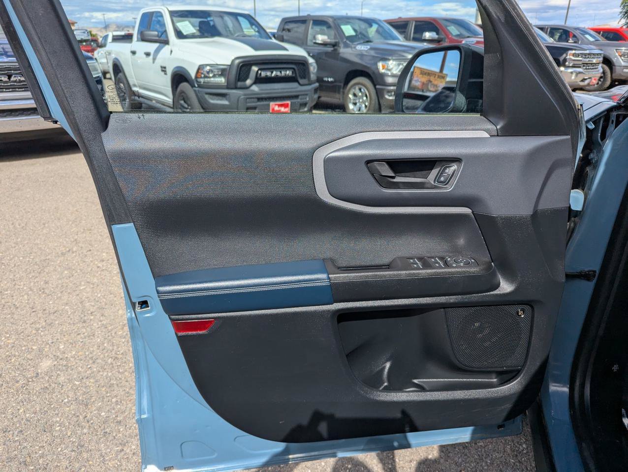 Used 2021 Ford Bronco Sport Outer Banks w/ Outer Banks Package AWD/4WD image 9