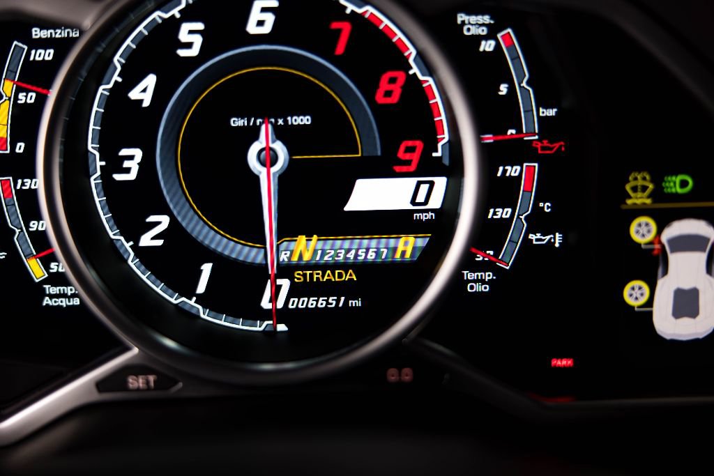 Used 2013 Lamborghini Aventador LP 700-4 image 25