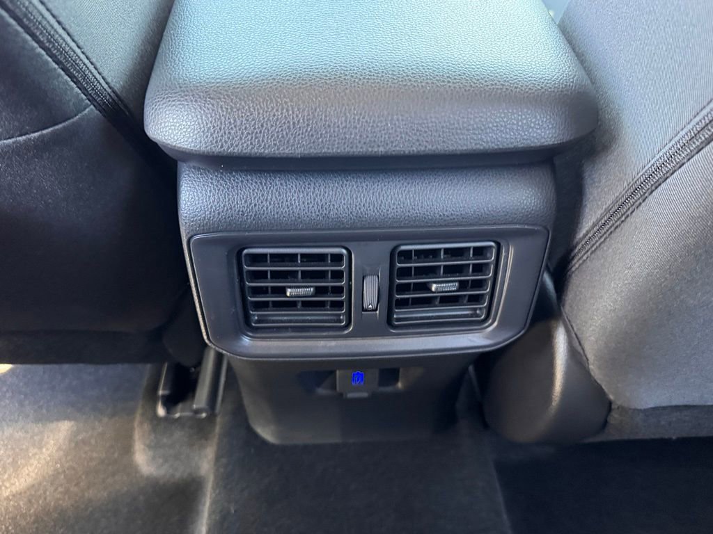 Used 2025 Toyota RAV4 LE image 29