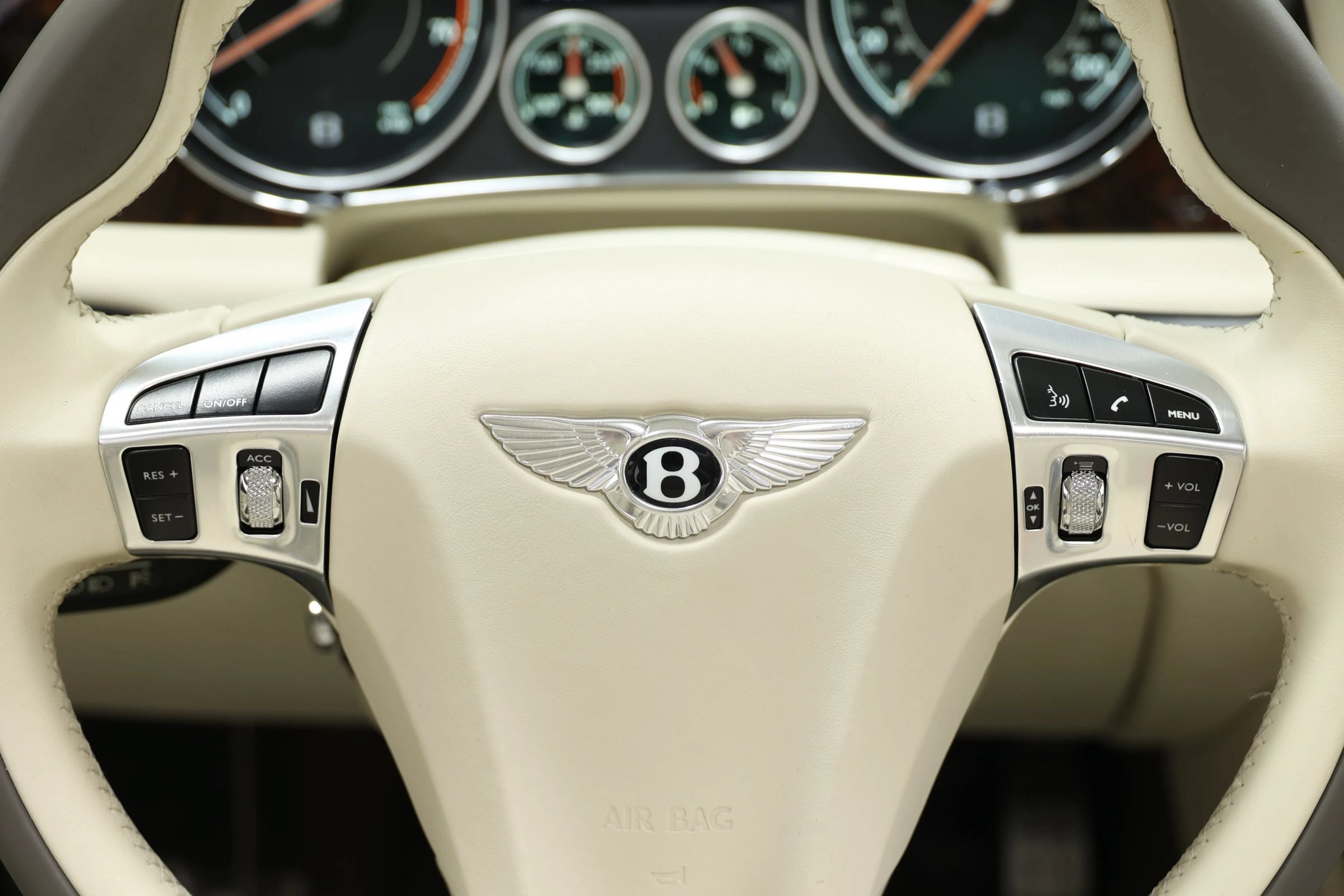 Used 2018 Bentley Flying Spur V8 AWD/4WD image 27