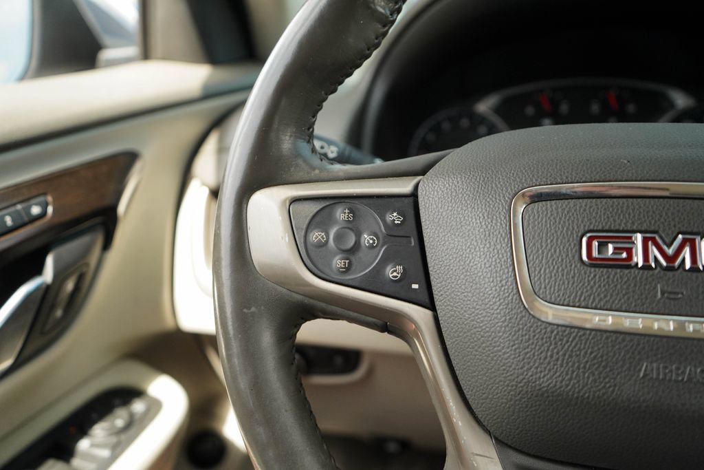 Used 2018 GMC Terrain Denali w/ Advanced Safety Package FWD image 32