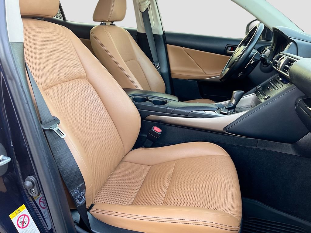 Used 2018 Lexus IS 300 AWD w/ Comfort Package image 27