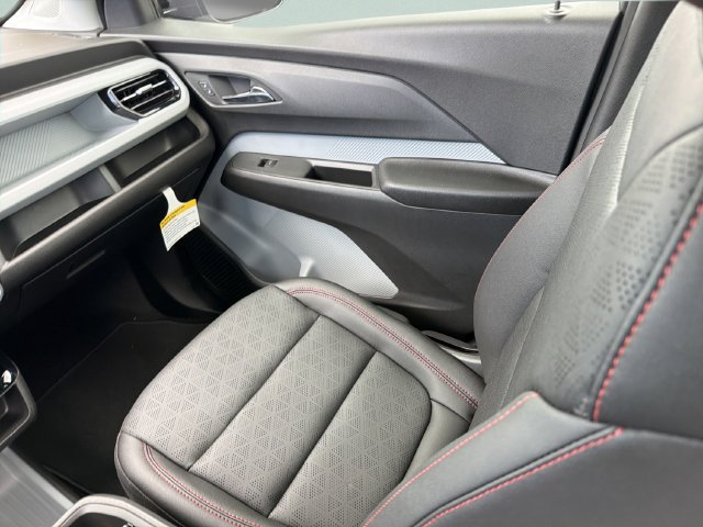 New 2027 Chevrolet Bolt RS FWD image 18