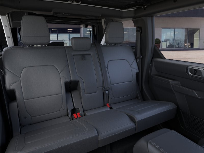 Used 2025 Ford Bronco Outer Banks w/ Sasquatch Package AWD/4WD image 11