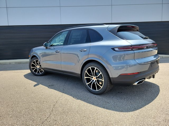 New 2026 Porsche Cayenne AWD/4WD image 3