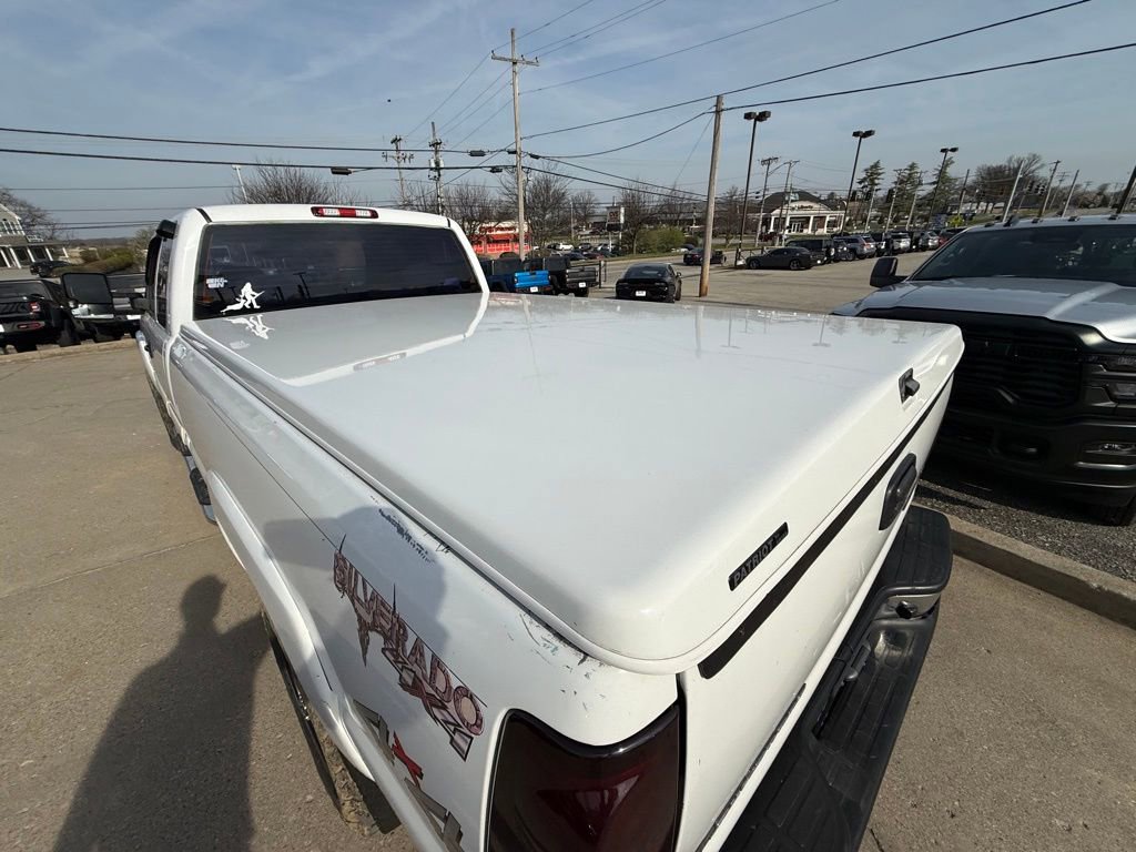 Used 2004 Chevrolet Silverado 2500 LS w/ Skid Plate Package AWD/4WD image 8