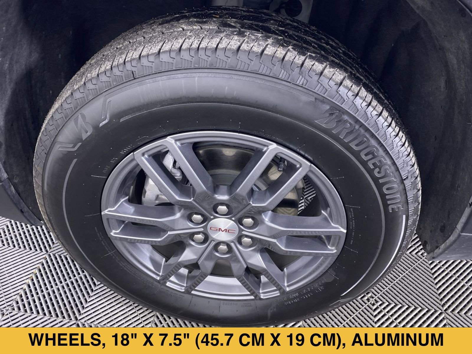 Certified 2025 GMC Acadia Elevation image 19