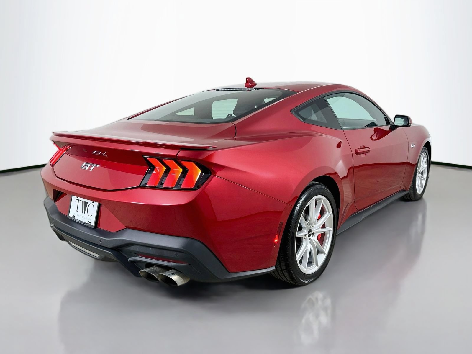 Used 2024 Ford Mustang GT Premium RWD image 5