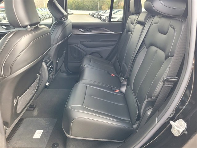 New 2025 Jeep Grand Cherokee Limited image 5