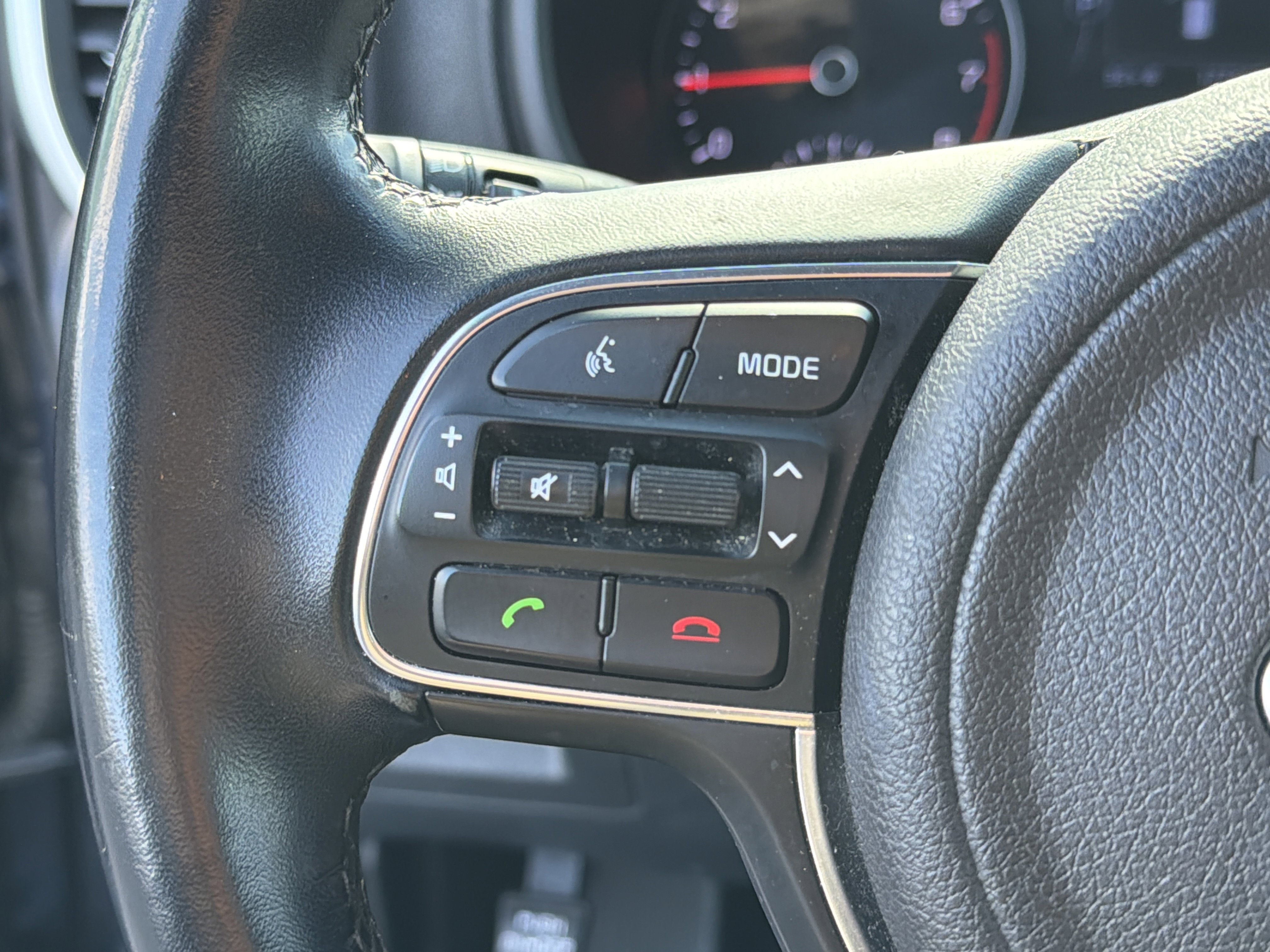 Used 2017 Kia Sportage EX image 25