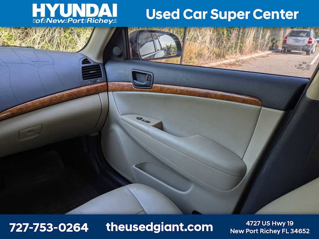 Used 2009 Hyundai Sonata GLS FWD image 16