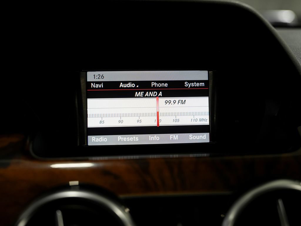 Used 2013 Mercedes-Benz GLK 350 4MATIC image 22