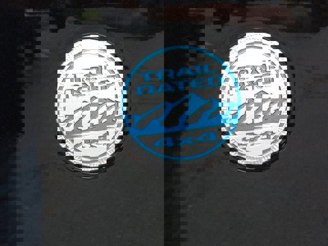 Used 2023 Jeep Wrangler Unlimited Sahara w/ Cold Weather Group image 21