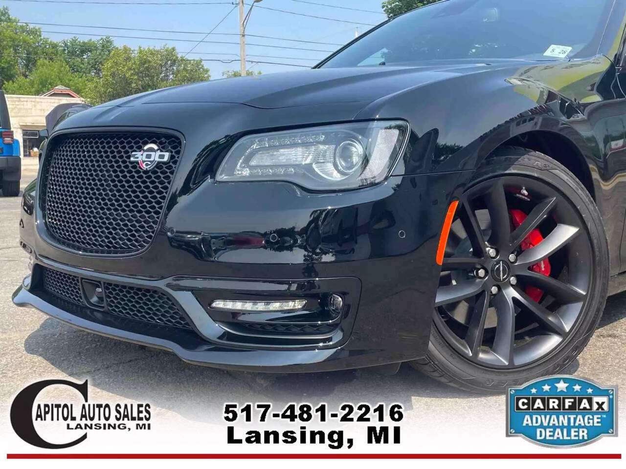 Used 2023 Chrysler 300 C image 6