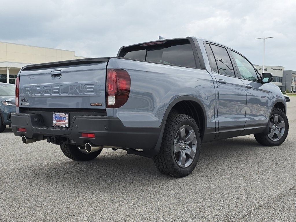 Used 2025 Honda Ridgeline TrailSport image 5