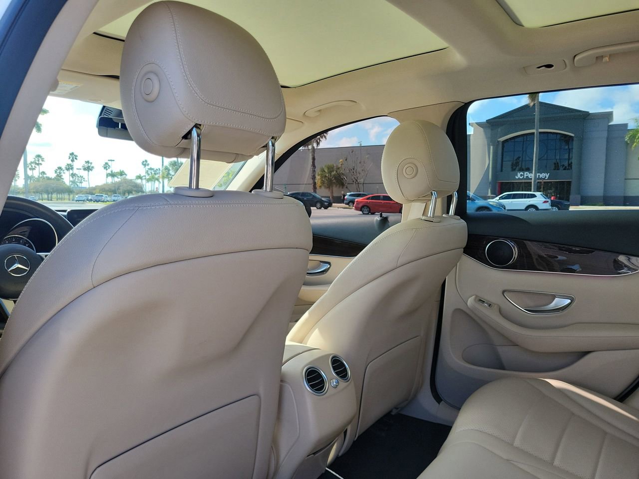 Certified 2021 Mercedes-Benz GLC 300 image 12