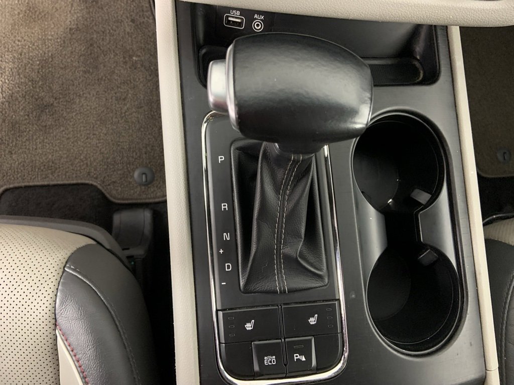 Used 2017 Kia Sedona LX w/ LX Essentials Premium Package image 13