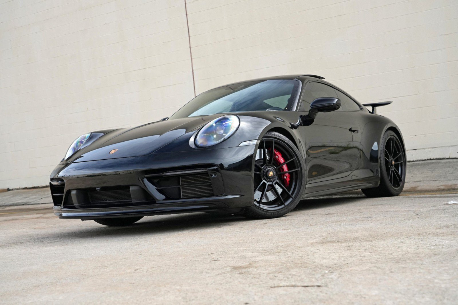Used 2024 Porsche 911 Carrera GTS w/ Premium Package RWD image 56