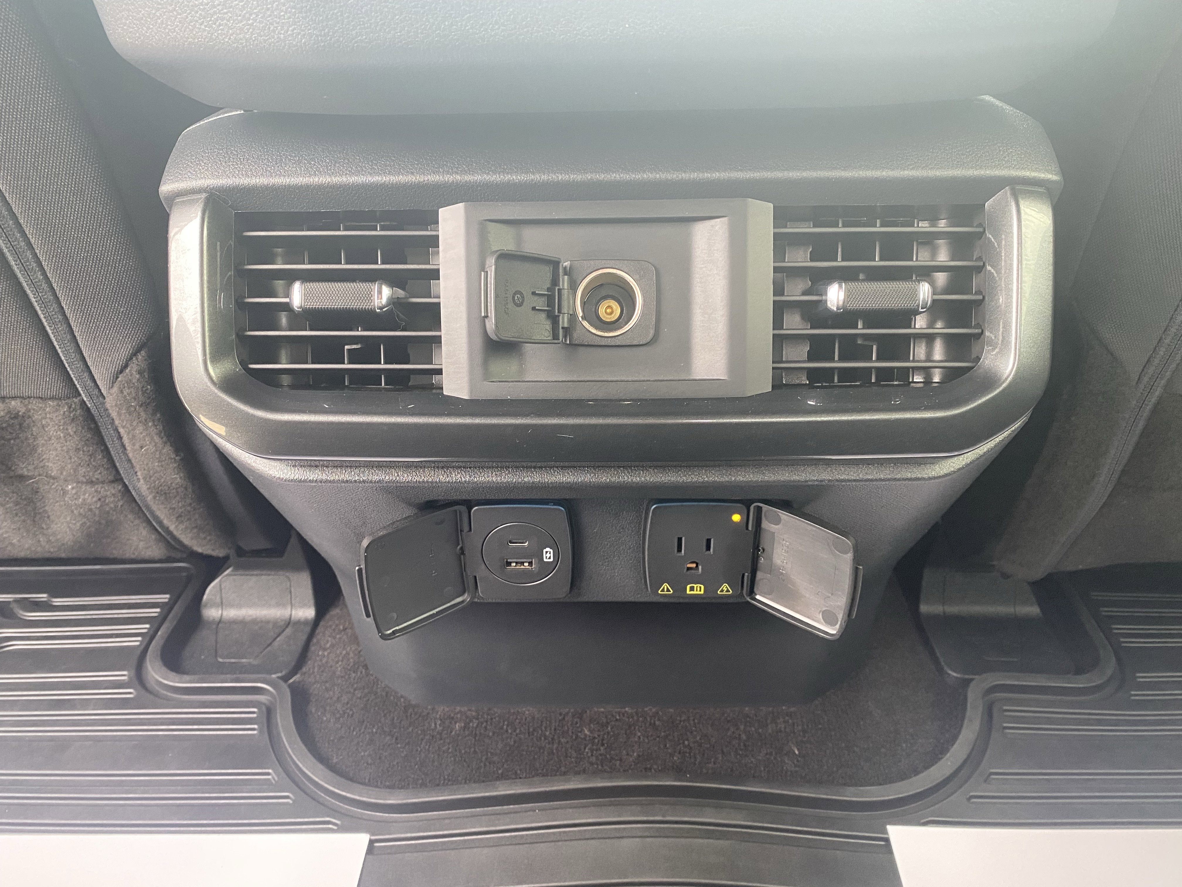 Used 2022 Ford F150 XLT w/ Equipment Group 302A High image 28