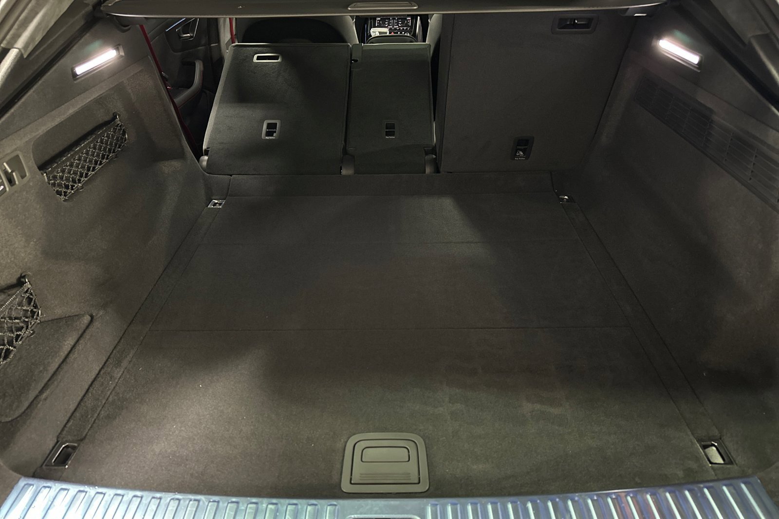 New 2026 Audi SQ8 Prestige image 14