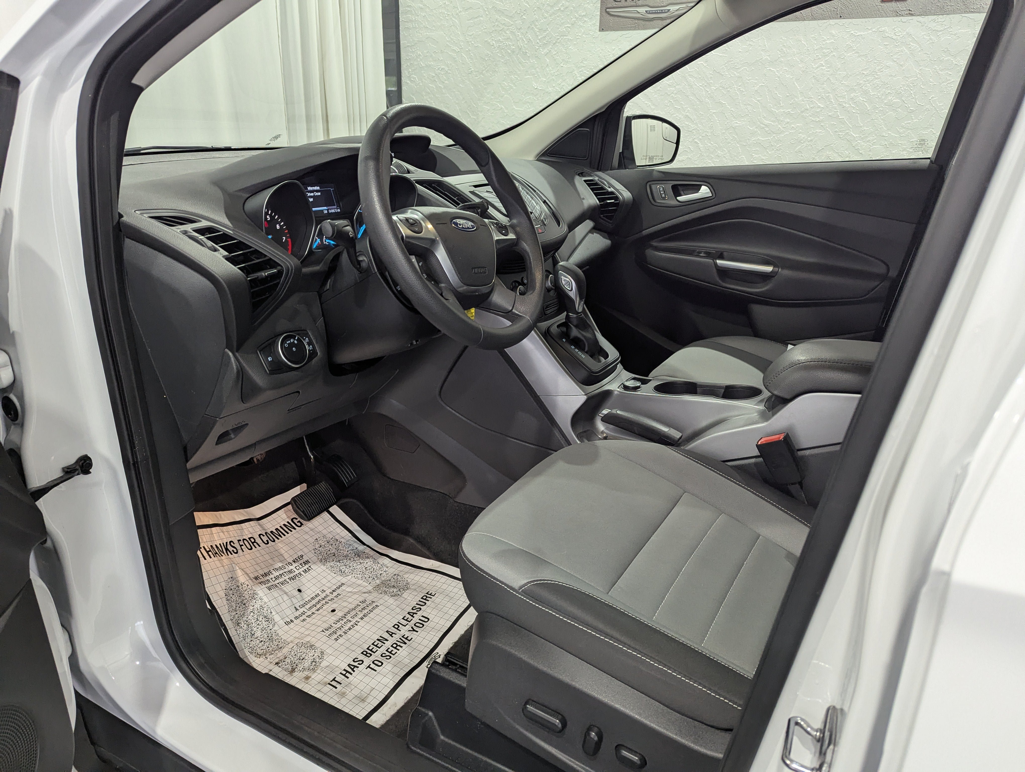 Used 2016 Ford Escape SE FWD image 14