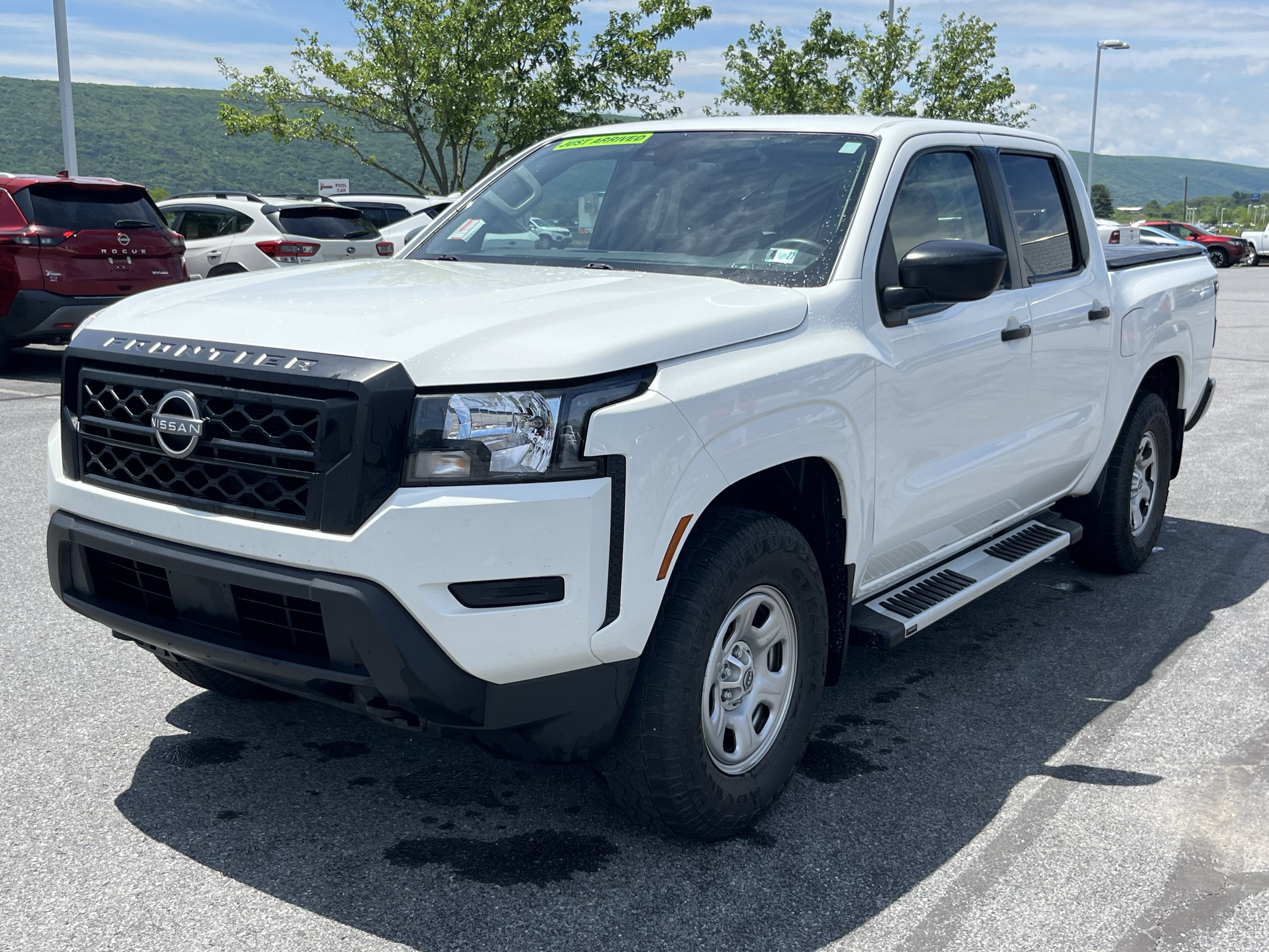 Used 2022 Nissan Frontier S w/ Technology Package AWD/4WD image 9