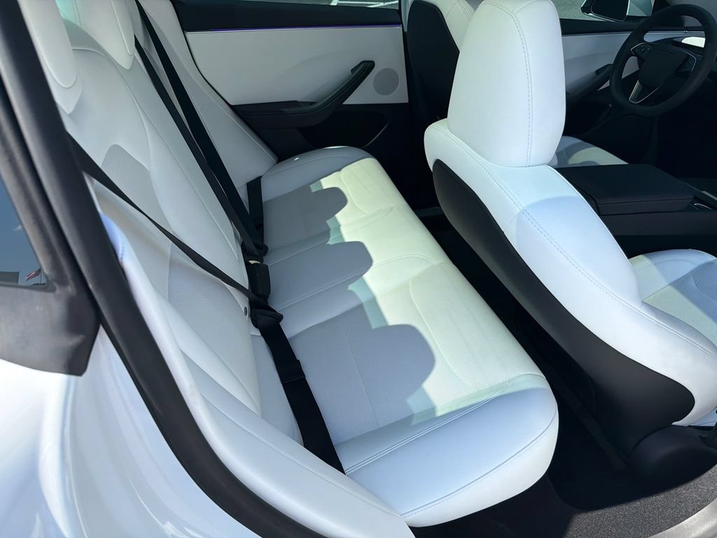 Used 2024 Tesla Model 3 Long Range AWD/4WD image 16