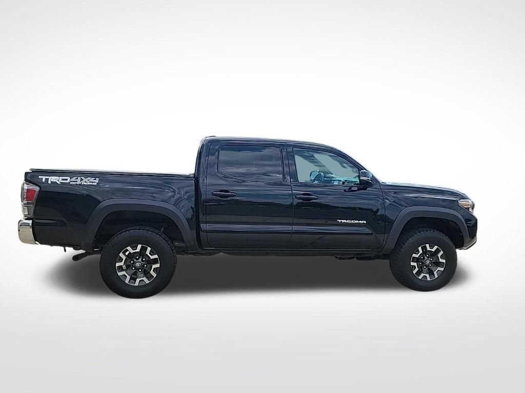 Used 2021 Toyota Tacoma TRD Off-Road AWD/4WD image 4