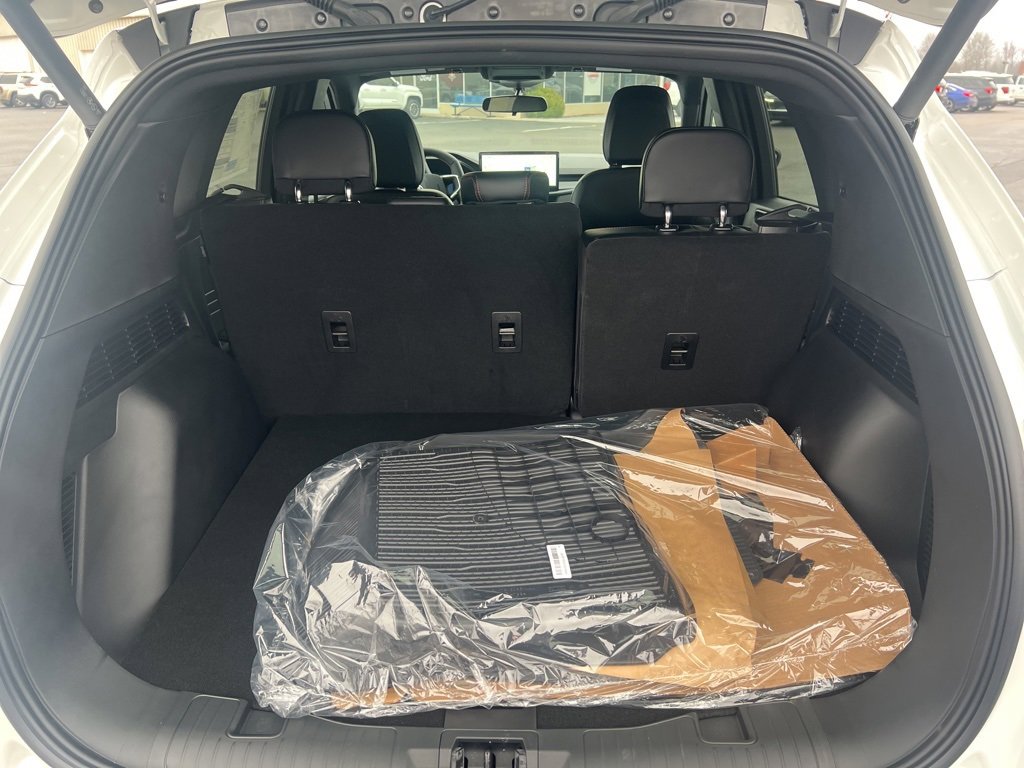 New 2026 Ford Escape ST-Line w/ Tech Pack #1 image 18