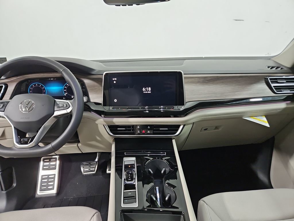 New 2026 Volkswagen Atlas SEL Premium R-Line image 17