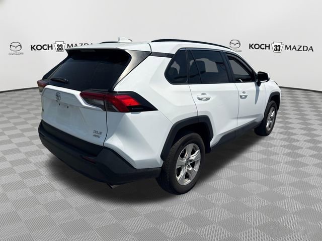 Used 2021 Toyota RAV4 XLE w/ Convenience Package AWD/4WD image 7