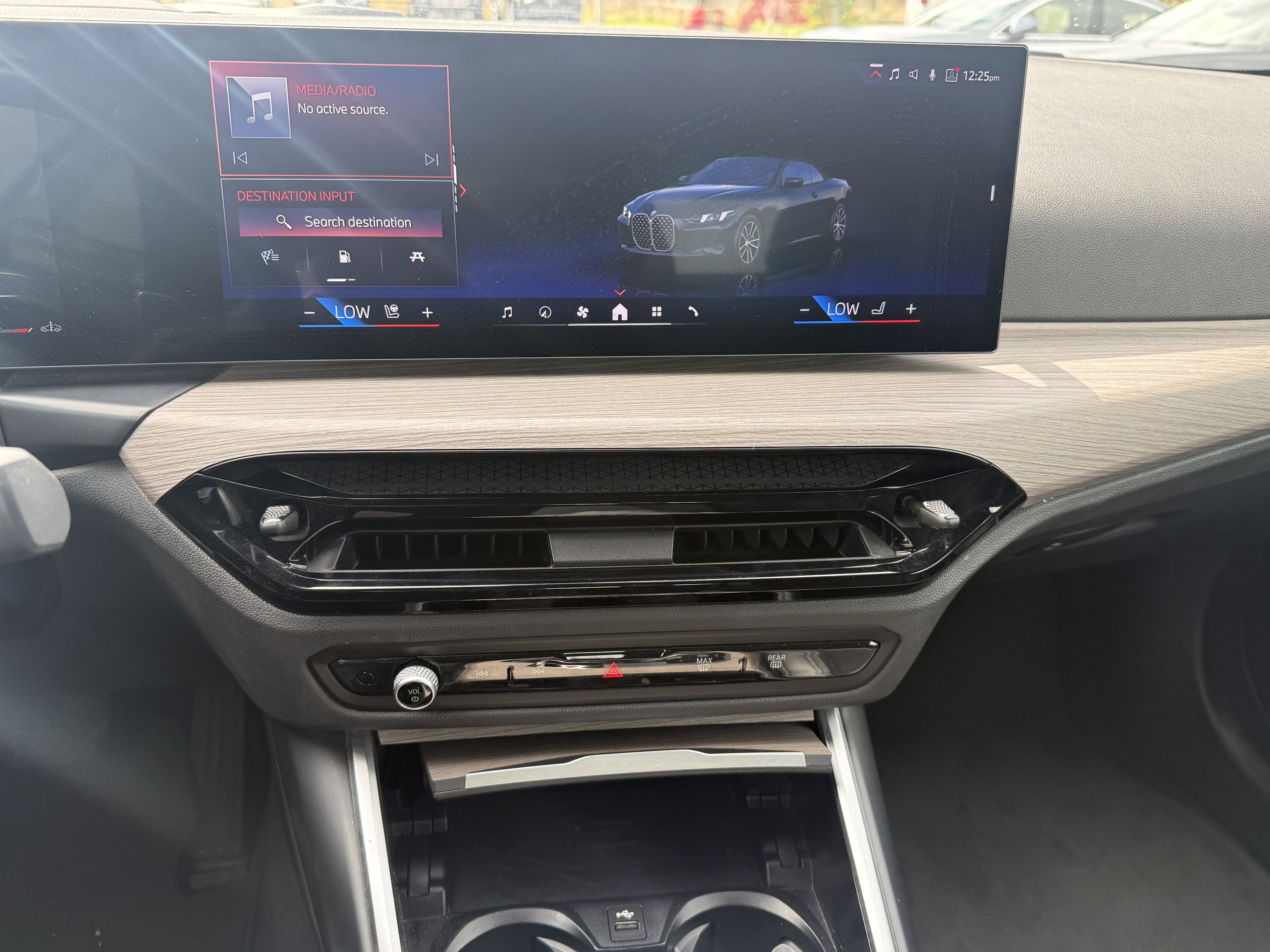 Used 2025 BMW 430i Convertible image 11