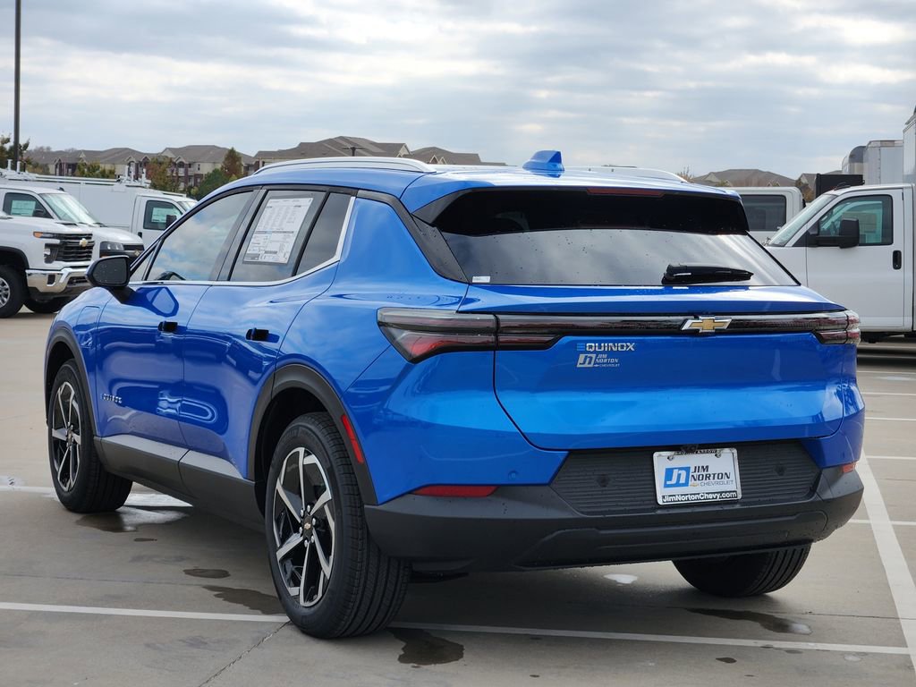 New 2026 Chevrolet Equinox EV LT image 3