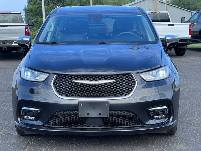 Used 2023 Chrysler Pacifica Limited FWD image 43
