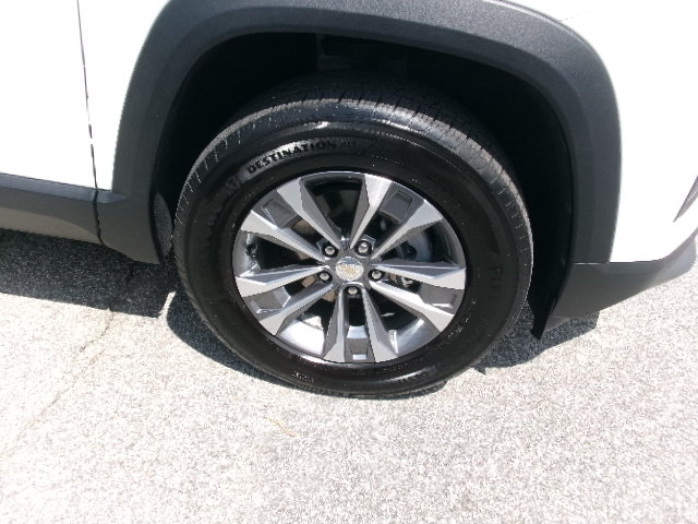 Used 2026 Chevrolet Equinox LT w/ Convenience Package II FWD image 4