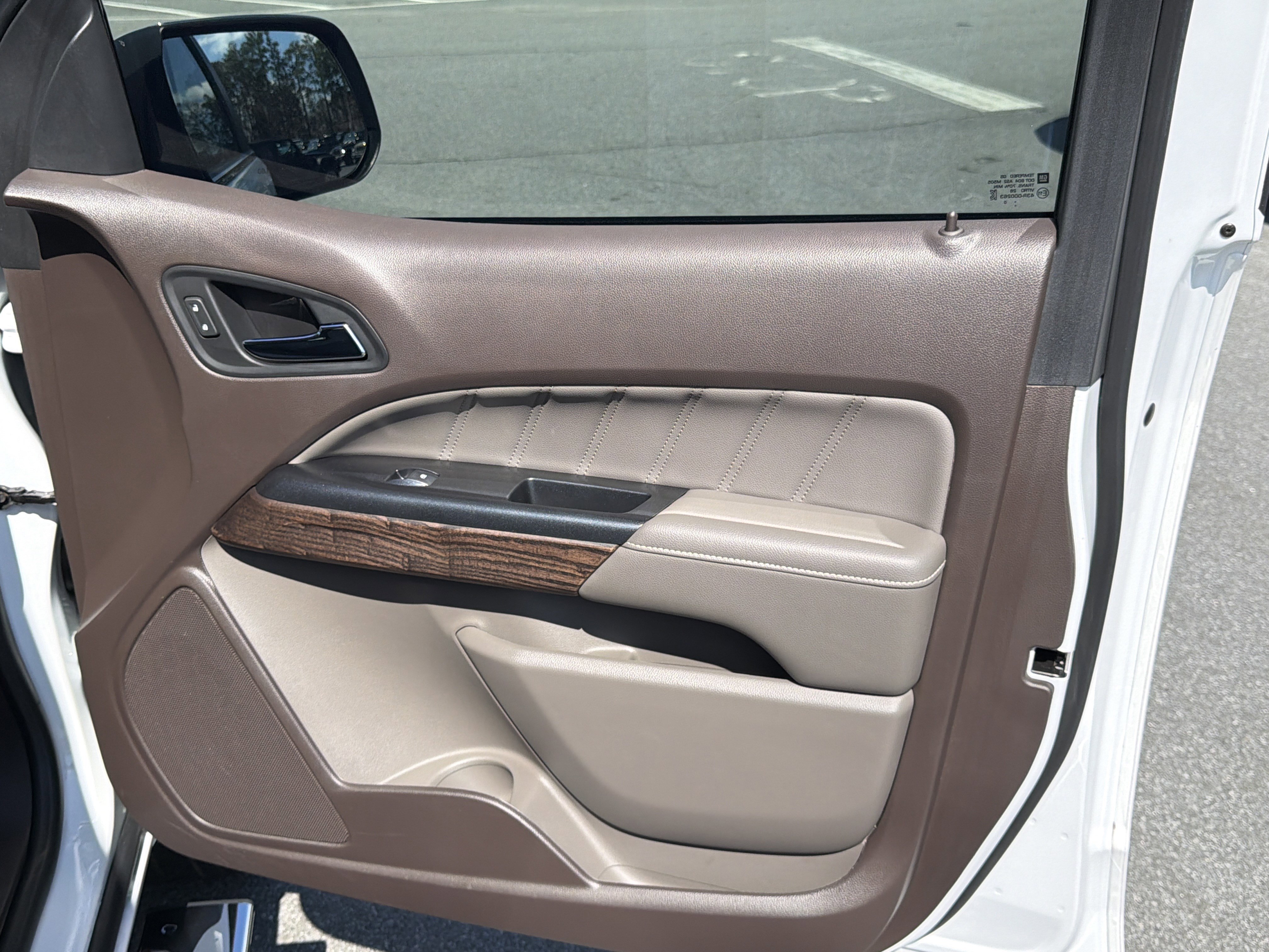 Used 2021 GMC Canyon Denali image 17