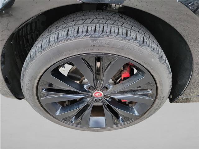 Used 2023 Jaguar F-PACE R-Dynamic S AWD/4WD image 9