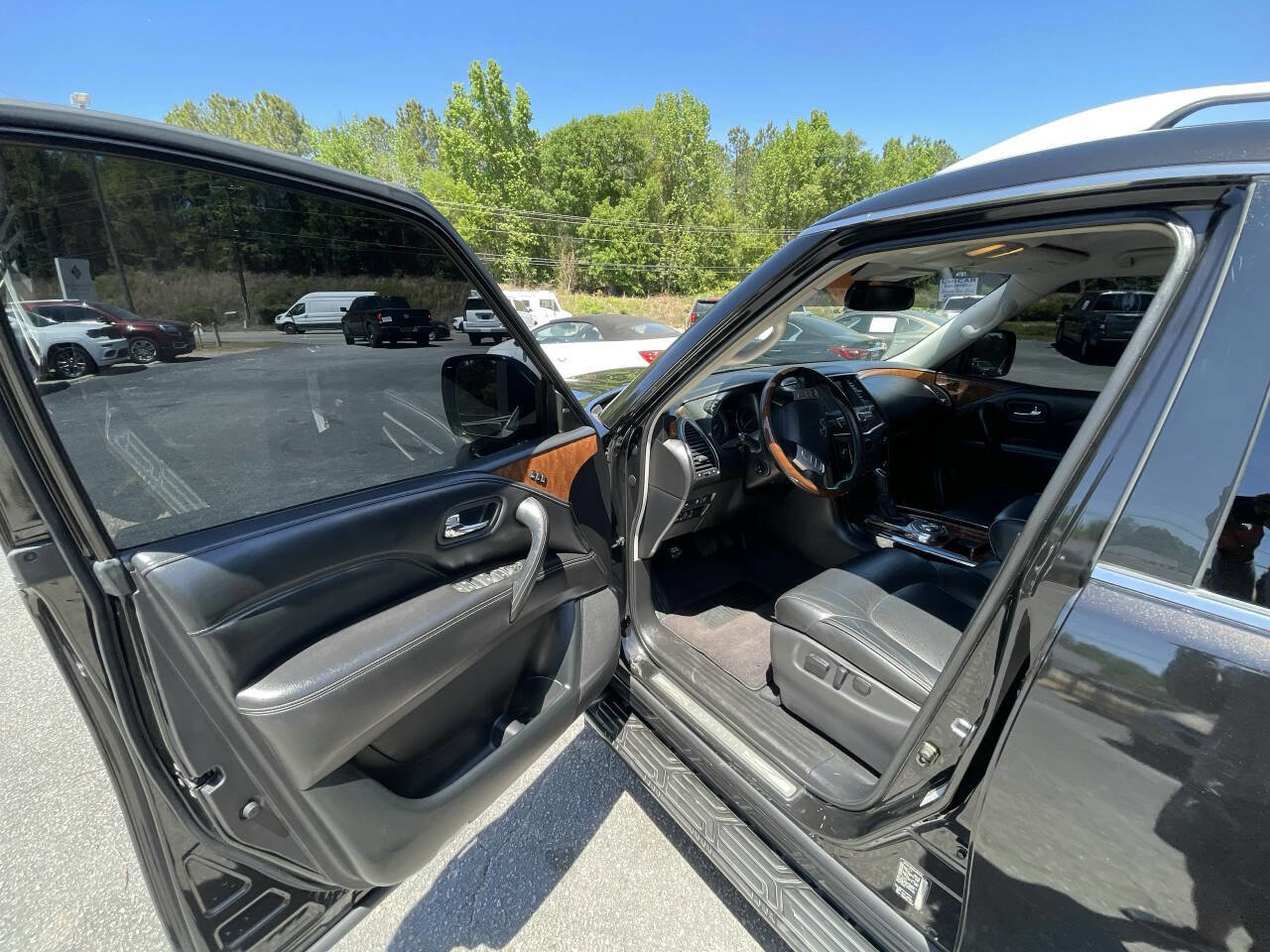 Used 2018 INFINITI QX80 2WD w/ Driver Assistance Package image 14