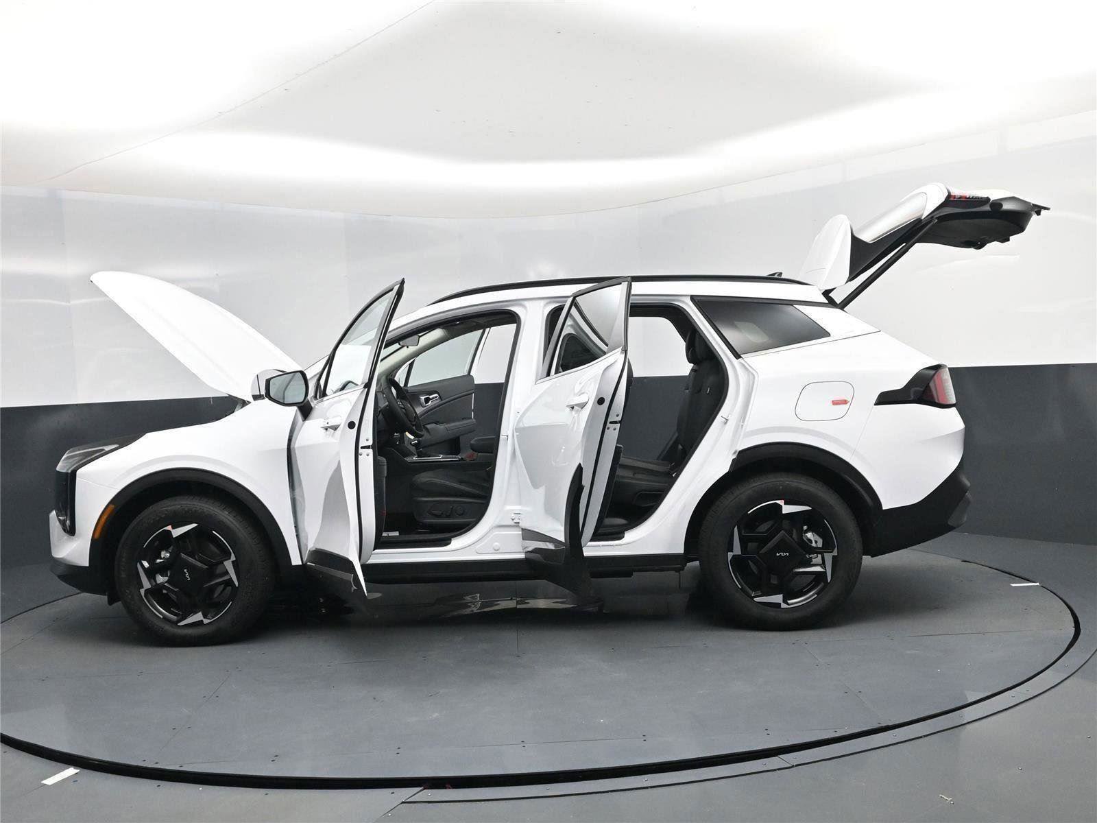 New 2026 Kia Sportage EX image 36