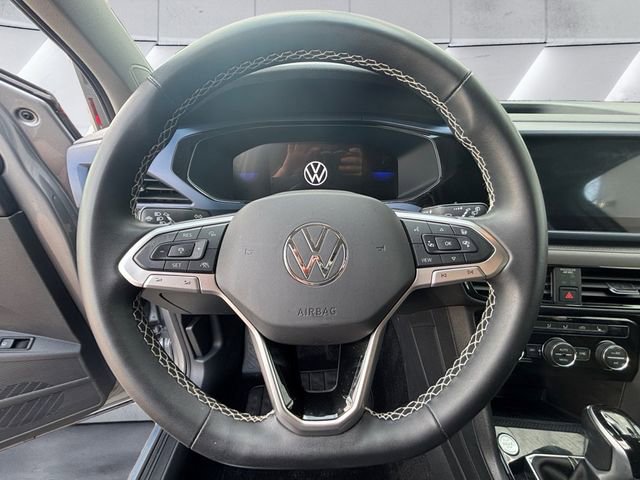 Used 2024 Volkswagen Taos SE AWD/4WD image 11