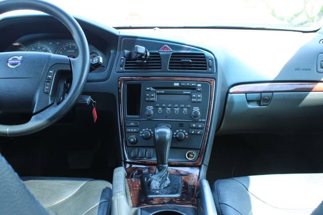 Used 2006 Volvo XC70 AWD/4WD image 17