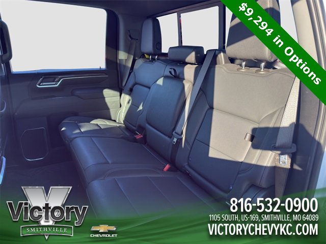 Used 2025 Chevrolet Silverado 2500 LTZ w/ LTZ Premium Package image 13