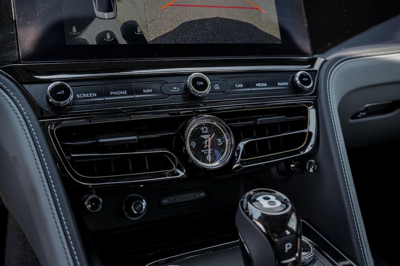 New 2025 Bentley Flying Spur Plug-In Hybrid AWD/4WD image 28