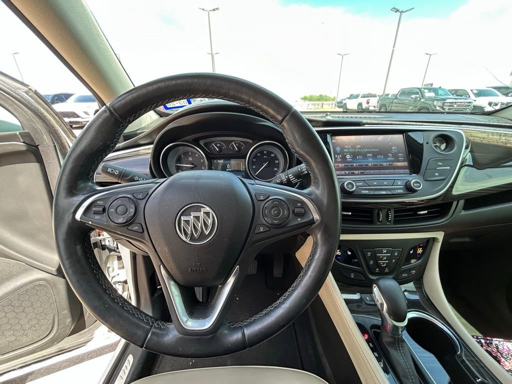 Used 2020 Buick Envision Essence FWD image 10
