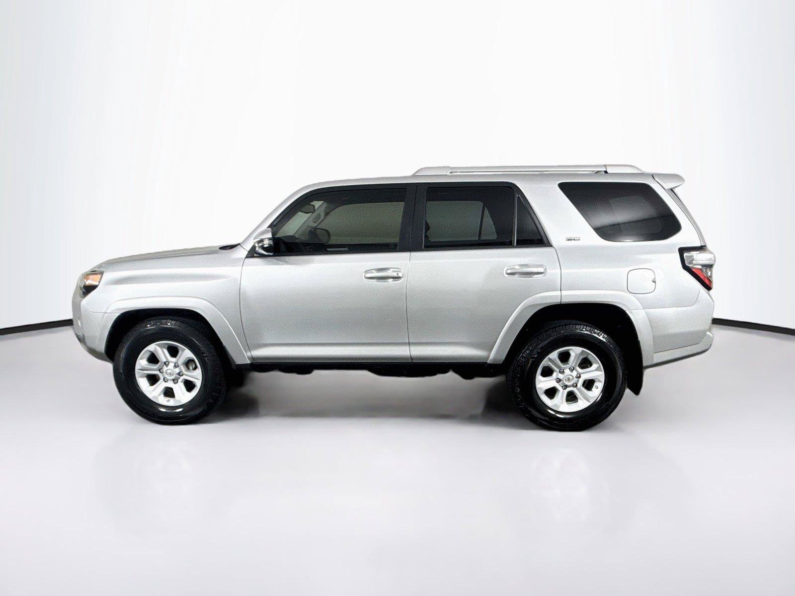 Used 2016 Toyota 4Runner SR5 Premium RWD image 14